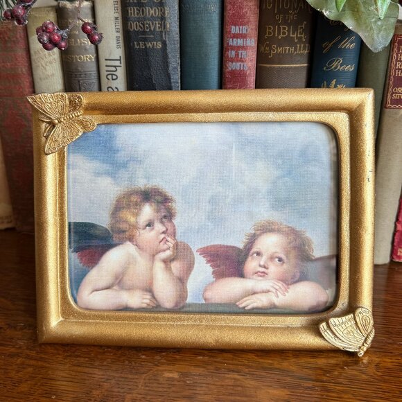 Vintage Gold Butterfly Frame with Angels - Picture 3 of 9